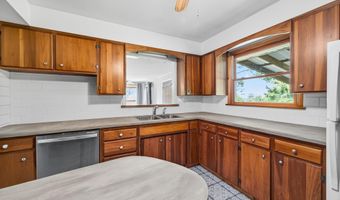 738 Sunset Dr, Bloomfield, IN 47424