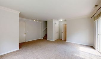 3042 Barclay Way, Ann Arbor, MI 48105