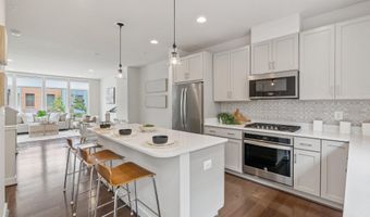 8044 RED HOOK St, Rockville, MD 20855