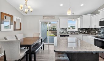 2624 4th Ave SW, Altoona, IA 50009