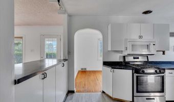 213 Shaker Rd, Albany, NY 12211