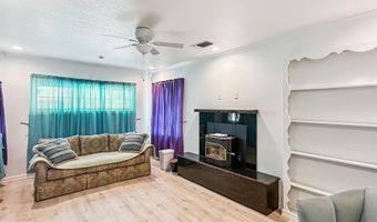 1106 Ortega St, Carlsbad, NM 88220