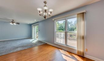 292 Brightfield Dr, Ballwin, MO 63021
