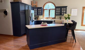 9605 SUMAC Cir, Amherst, WI 54406