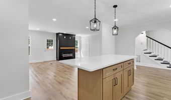 292 KENTWOOD Dr, Alabaster, AL 35007
