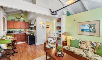 507 Kawailoa Rd B, Kailua, HI 96734