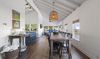 11046 New York St, Bay St. Louis, MS 39520