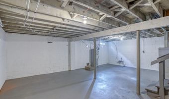 811 SUNSET Ter, Dover, DE 19904