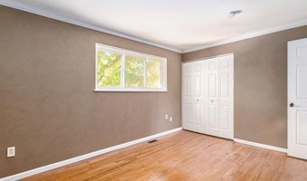 3342 Williamsburg St Rd, Ann Arbor, MI 48108