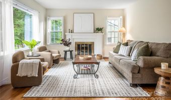 26 Lorraine Ave, Asheville, NC 28804