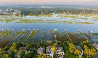 4684 Cedar Island Ct, Awendaw, SC 29429