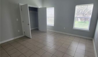 104 Pelican Ave, Aransas Pass, TX 78336