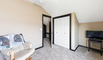 2319 S Vintage Dr, Andover, KS 67002