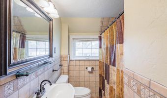 1330 N 2nd St, Arkansas City, KS 67005