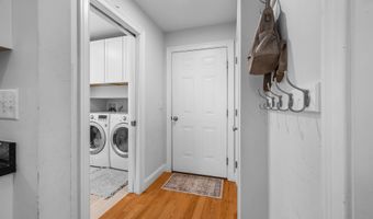 34 Crawley Falls Rd, Brentwood, NH 03833