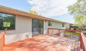 3647 E Galbraith Rd, Amberley, OH 45236