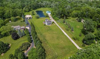 5700 Jankow Rd, Algonac, MI 48001