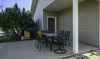 913 34th St, Cody, WY 82414