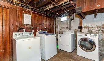 638 Pontiac Ave, Cranston, RI 02910