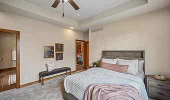 1203 NE 47th St, Ankeny, IA 50021
