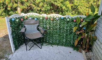 703 Royal Forest Dr, Auburndale, FL 33823