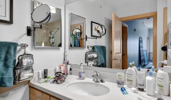 360 W Washington Ave 1204, Madison, WI 53703