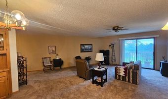1015 CIRCLE Dr, Aberdeen, SD 57401