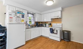 40 Agnes St, East Providence, RI 02914