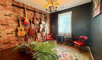 968 Windcroft Cir NW, Acworth, GA 30101