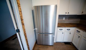 504 W 6th St, Bicknell, IN 47512