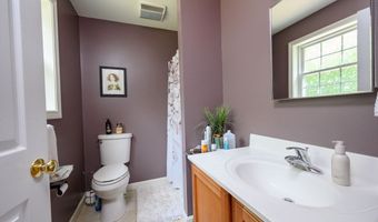 89 Block St, Abington, MA 02351