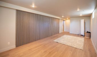 2955 N Roosevelt St, Aberdeen, SD 57401