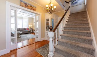 11 Roberts Ave, Bar Harbor, ME 04609