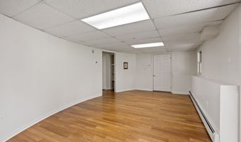 319 Redstone Dr, Cheshire, CT 06410