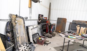 40 Big Timber Loop Rd, Big Timber, MT 59011