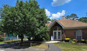 60 CHEROKEE Dr, Absecon, NJ 08205