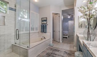 71 Fountainhead Cir, Henderson, NV 89052
