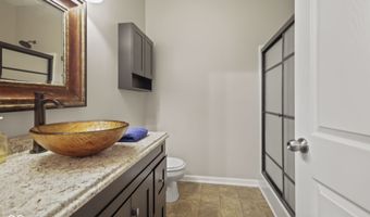 2509 Big Bear Ln 15, Indianapolis, IN 46217