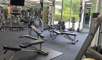 3400 NE 192nd St 1910, Aventura, FL 33180