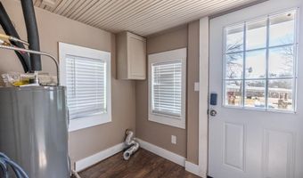 203 W Purdom Ave, Alvarado, TX 76009