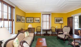 10 Bull St, Newport, RI 02840