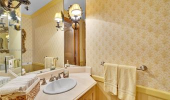 21150 Point Pl 1404, Aventura, FL 33180
