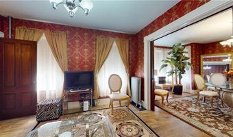 15 Lincoln Ave, Coventry, RI 02816