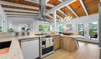 1375 Kupau St, Kailua, HI 96734