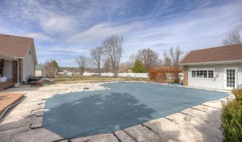 129 Riverview Dr, Anderson, MO 64831