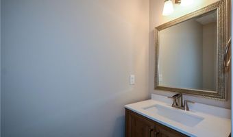 1045 Winthrope Chase Dr, Alpharetta, GA 30009