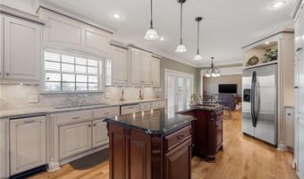 2108 N Mountain Grove Rd, Alma, AR 72921