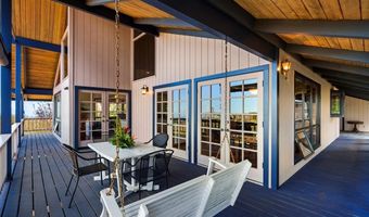 1365 Piiholo Rd, Makawao, HI 96768