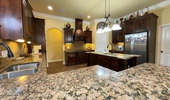 1622 Red Oak Ln, Andrews, TX 79714
