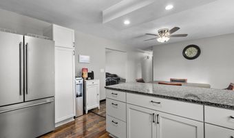 1224 S MATTHIAS St, Appleton, WI 54915